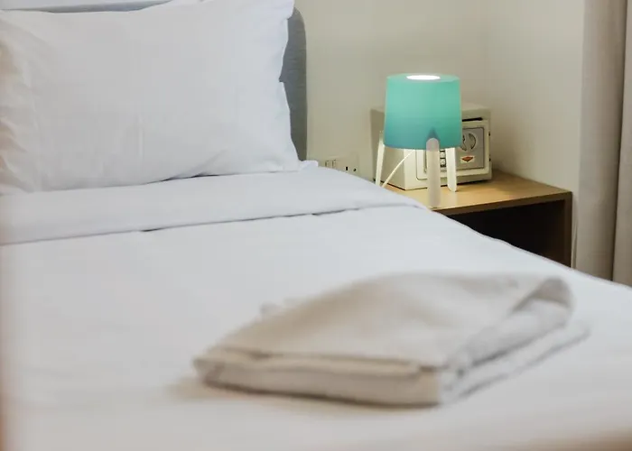 Tropea Court 6a By Homely 슬리에마