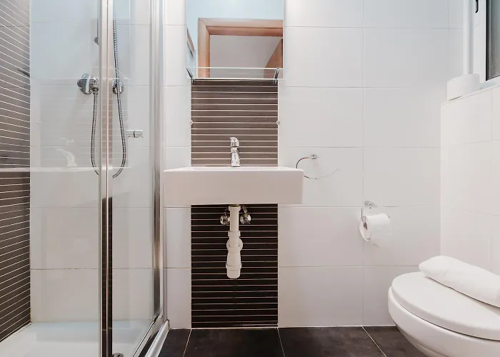 Tropea Court 6a By Homely 슬리에마